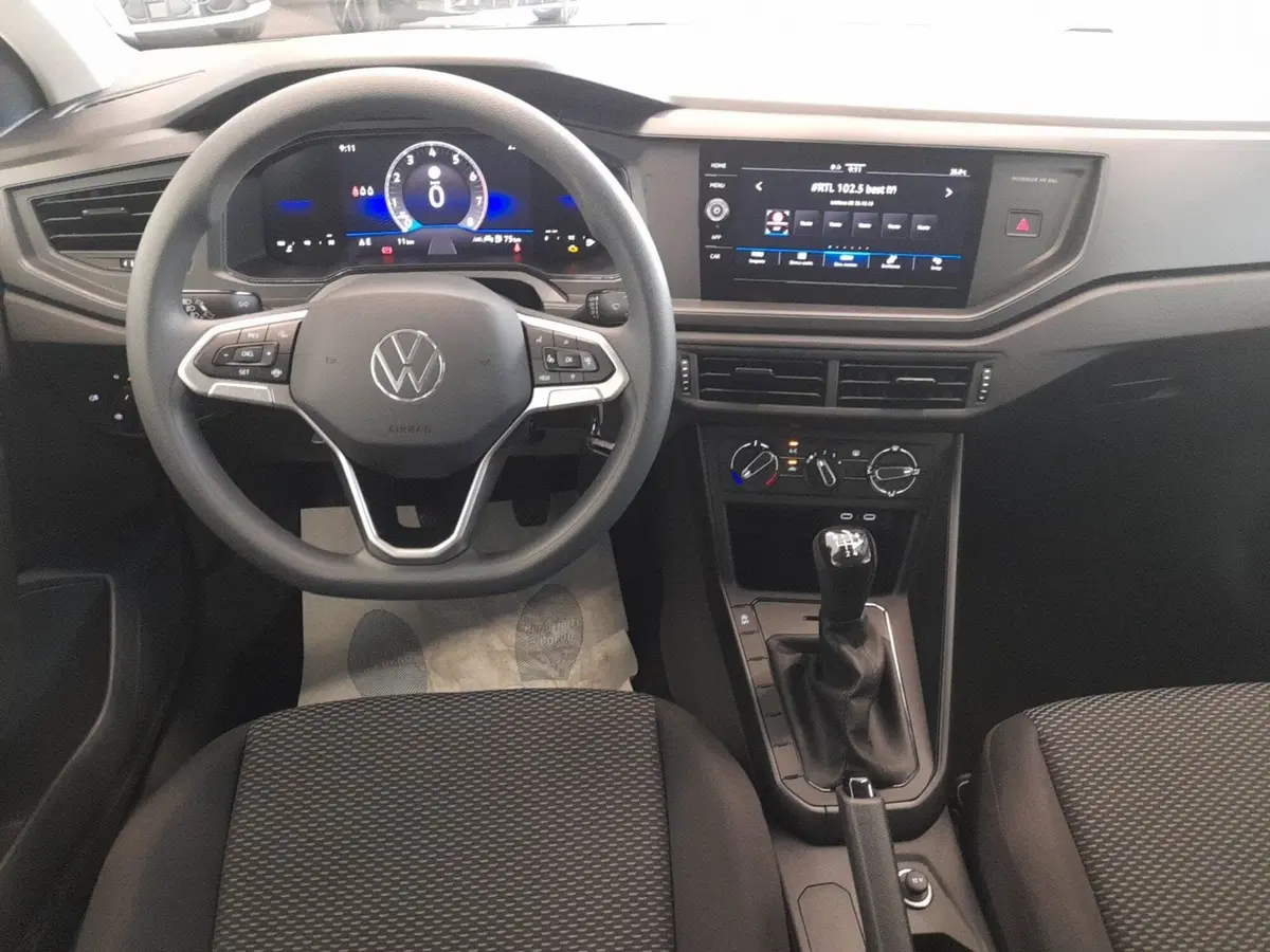 Volkswagen Polo nuova a Bologna (12)