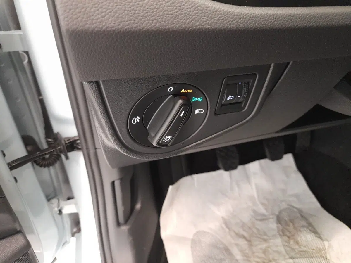 Volkswagen Polo nuova a Bologna (10)