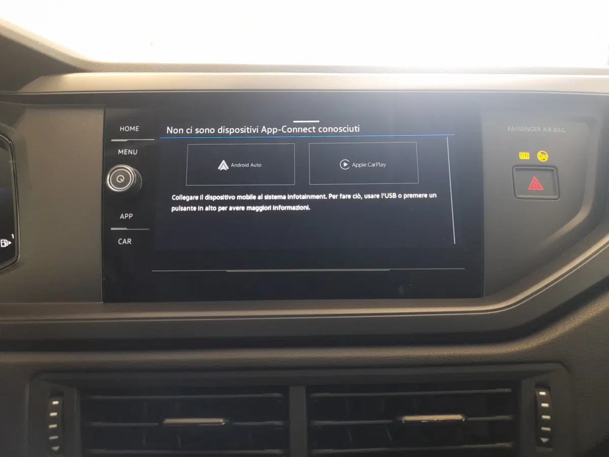 Volkswagen Polo nuova a Bologna (14)
