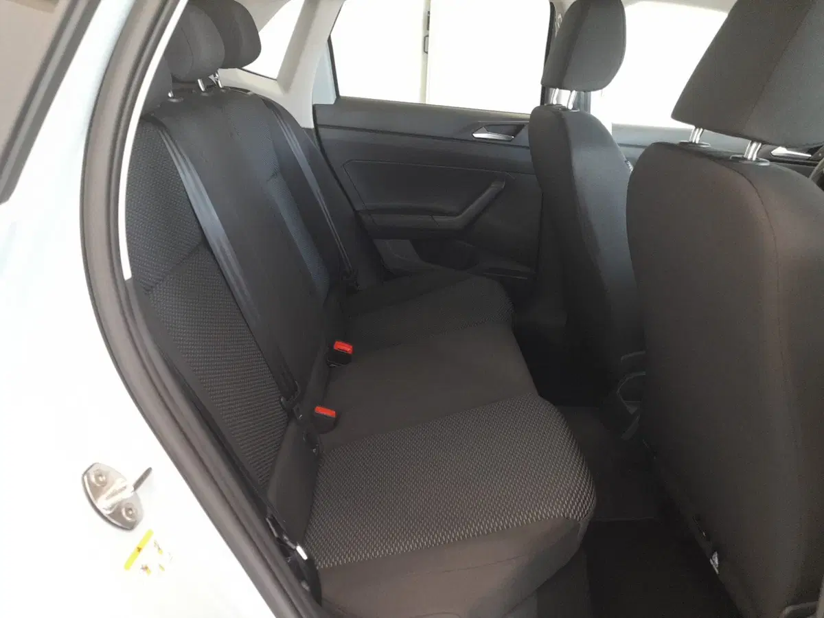 Volkswagen Polo nuova a Bologna (18)