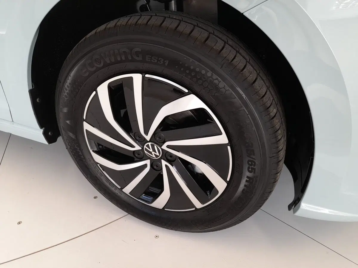 Volkswagen Polo nuova a Bologna (7)