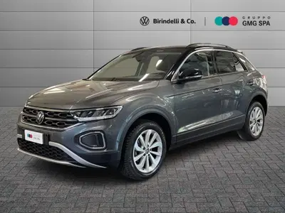 Volkswagen T-Roc 1.5 tsi Edition dsg del 2025 usata a Prato