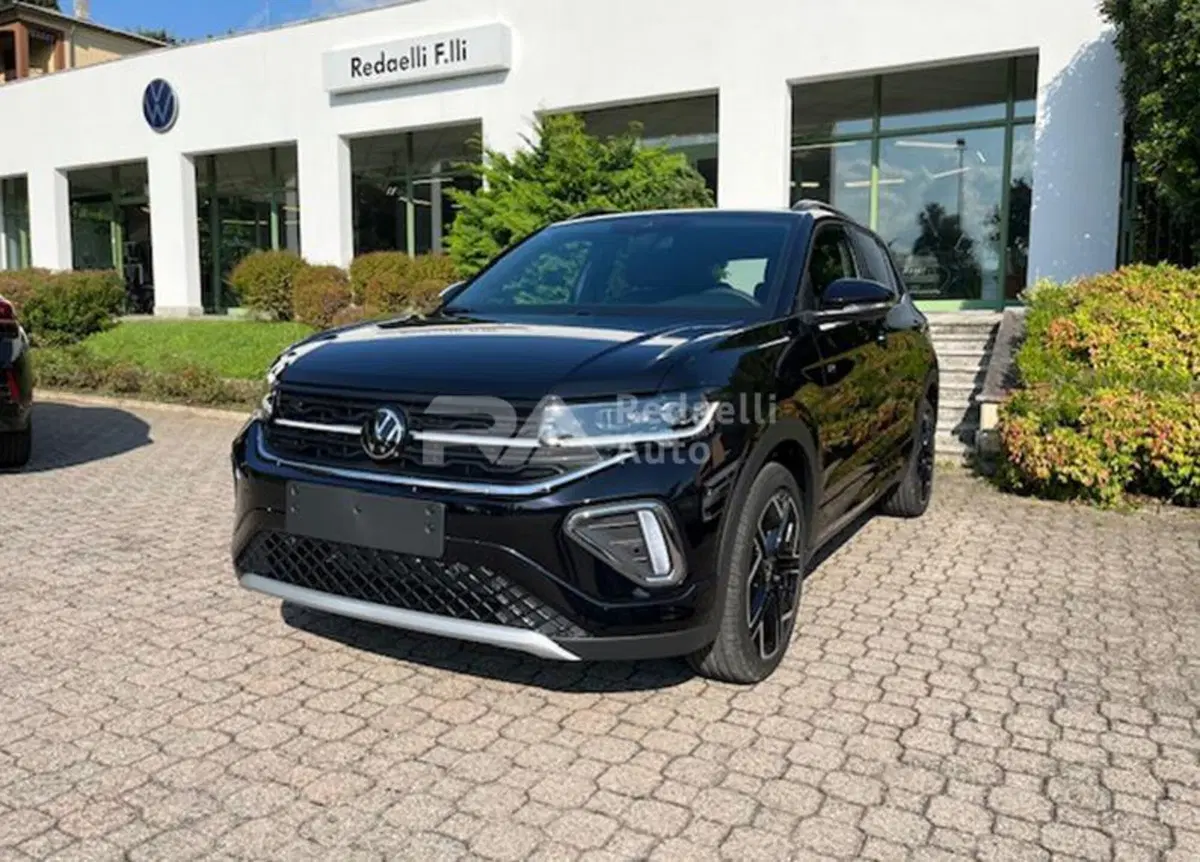 Volkswagen T-Cross nuova a Lecco