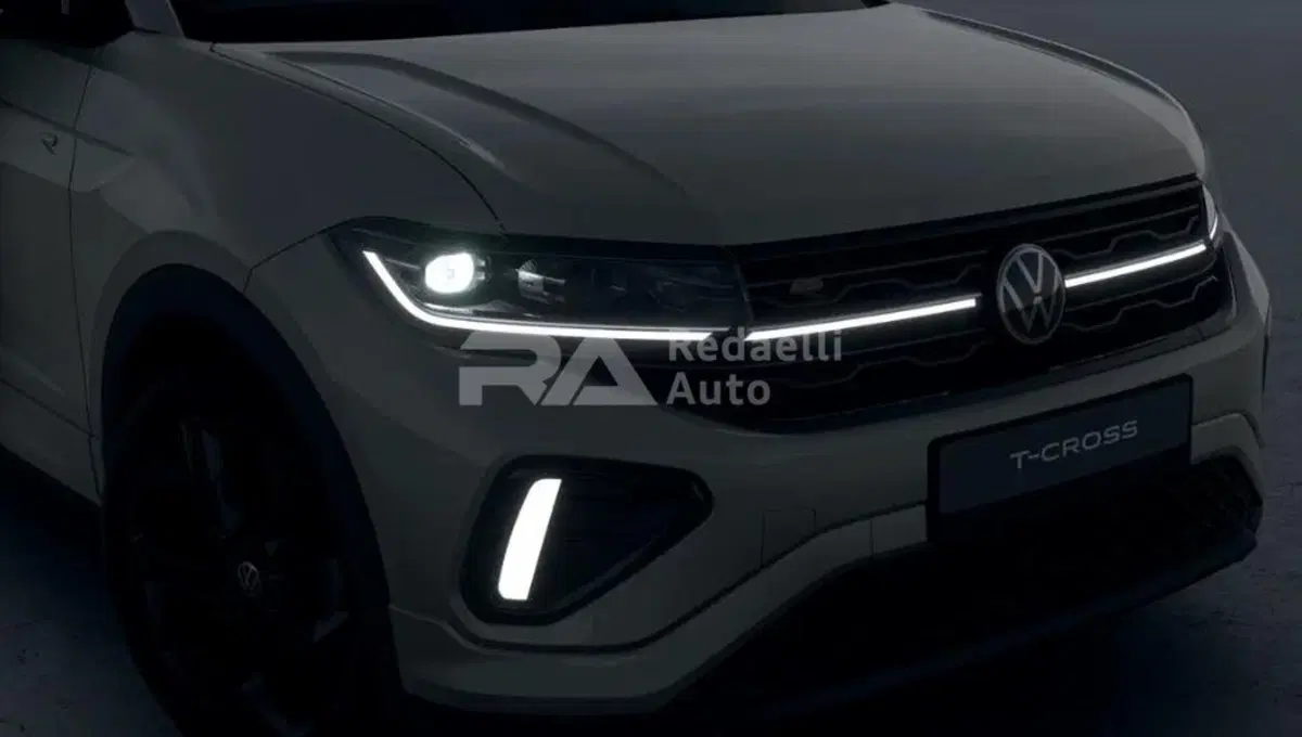 Volkswagen T-Cross nuova a Lecco (4)