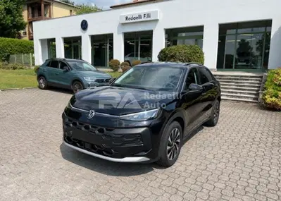 Volkswagen T-Roc 1.5 etsi Life 115cv dsg nuova a Casatenovo