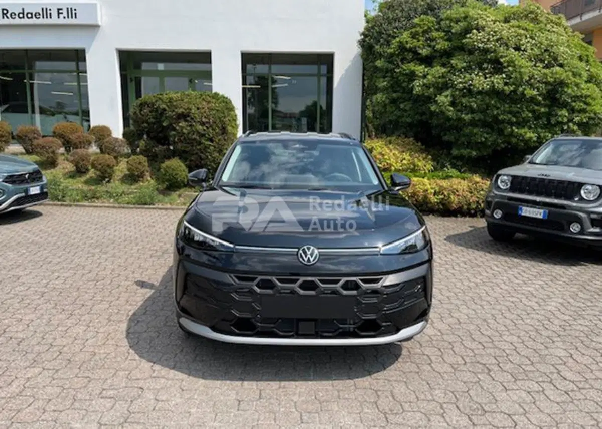 Volkswagen T-Roc nuova a Lecco (2)