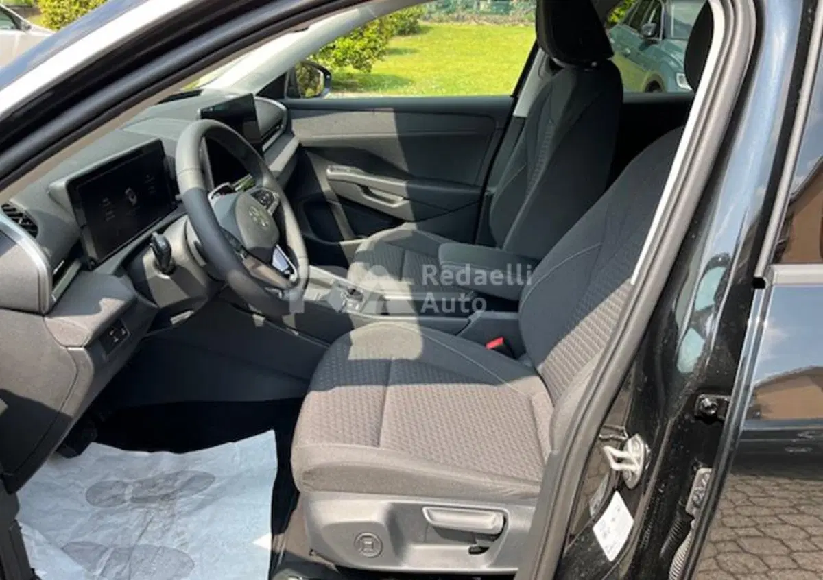 Volkswagen T-Roc nuova a Lecco (6)