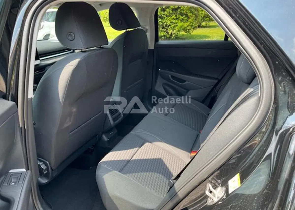 Volkswagen T-Roc nuova a Lecco (7)