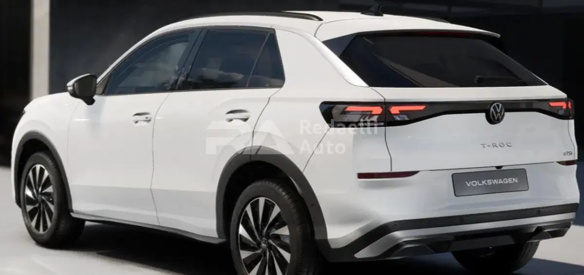 Volkswagen T-Roc nuova a Lecco (3)