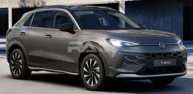 Volkswagen T-Roc 1.5 etsi Life 115cv dsg nuova a Casatenovo