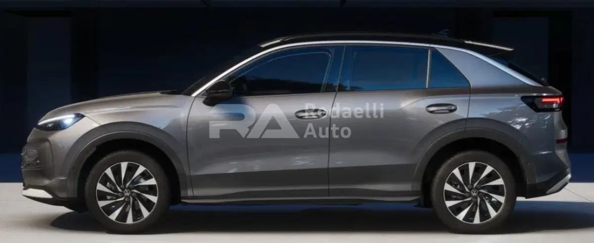 Volkswagen T-Roc nuova a Lecco (2)