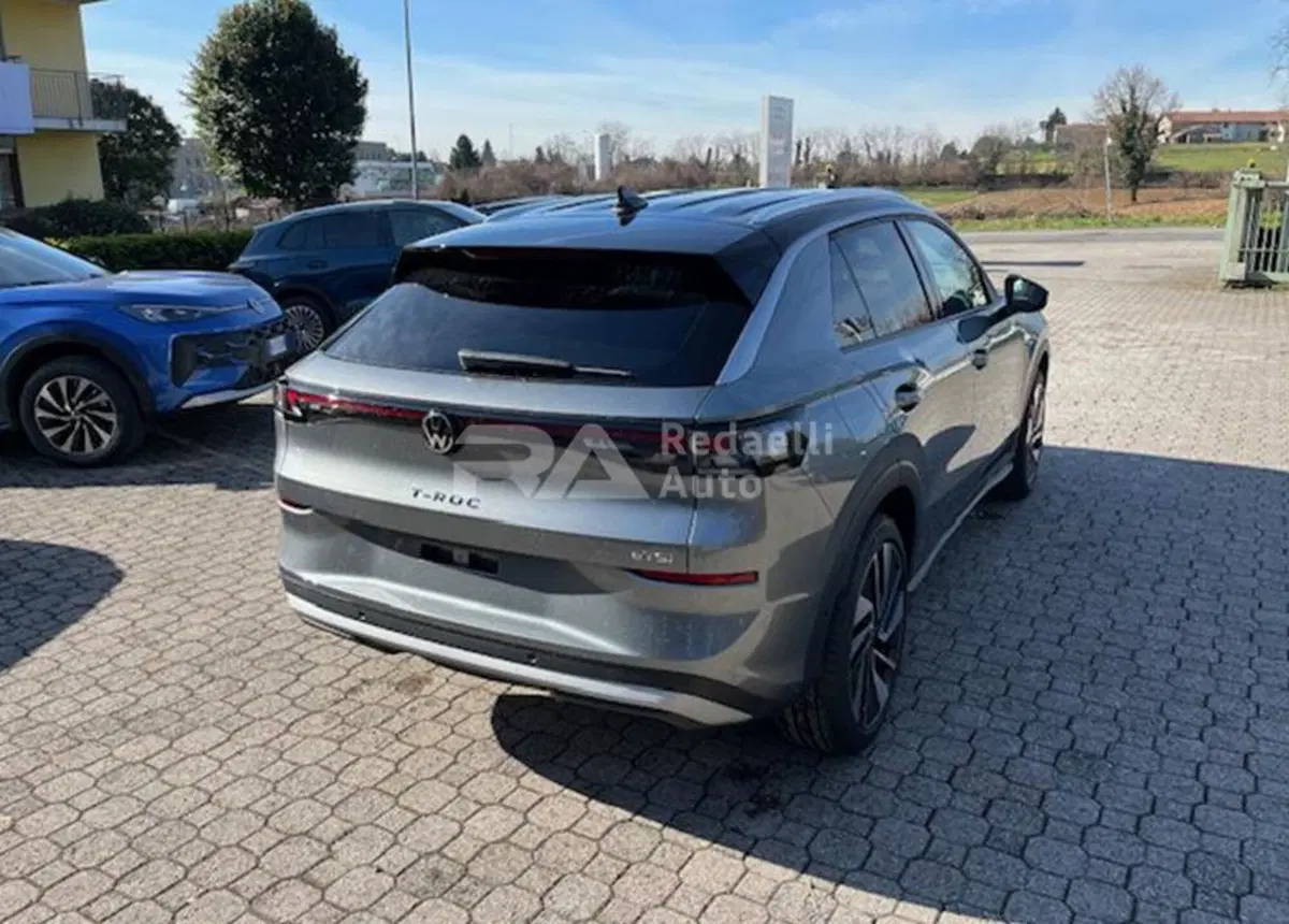 Volkswagen T-Roc nuova a Lecco (4)