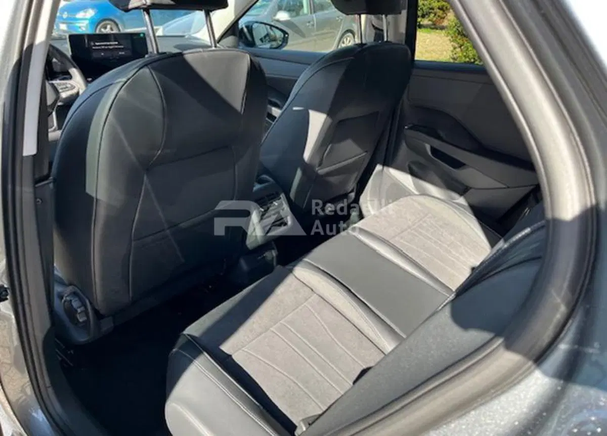 Volkswagen T-Roc nuova a Lecco (8)