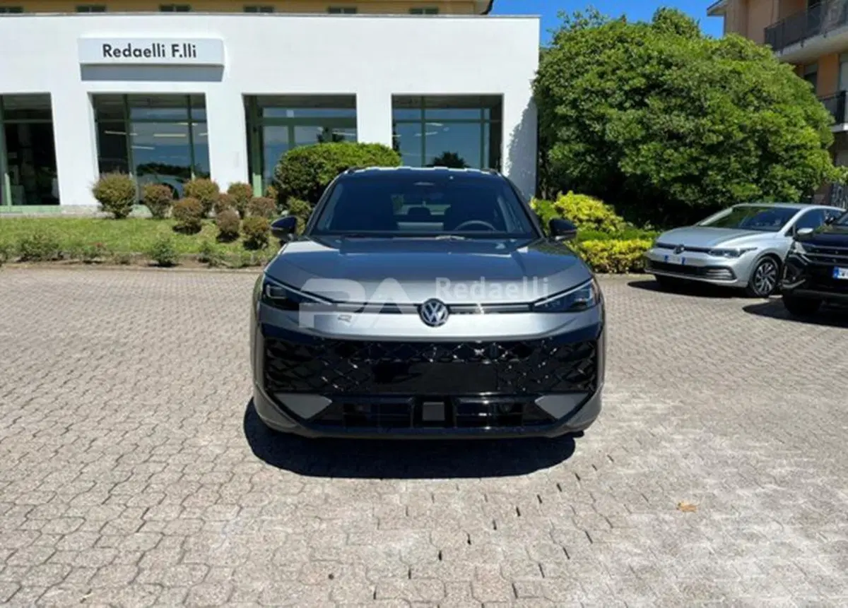 Volkswagen T-Roc nuova a Lecco (2)