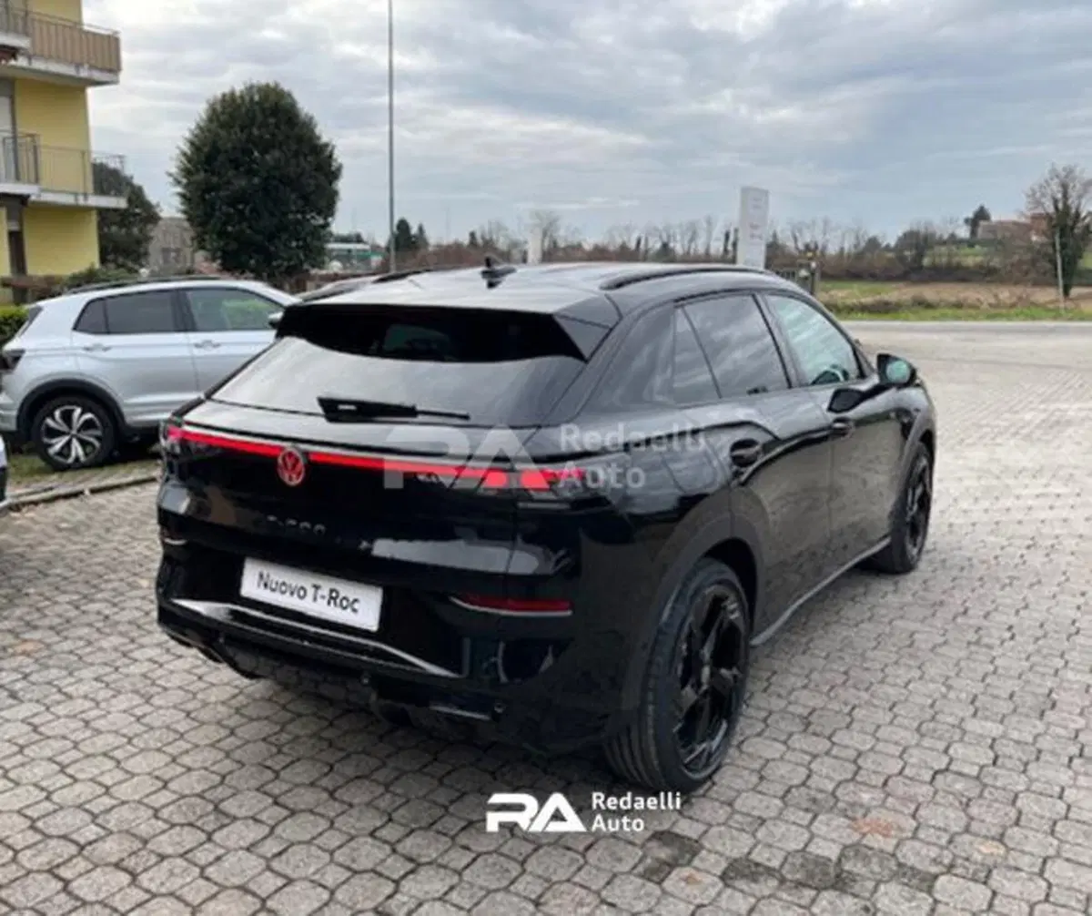 Volkswagen T-Roc nuova a Lecco (4)