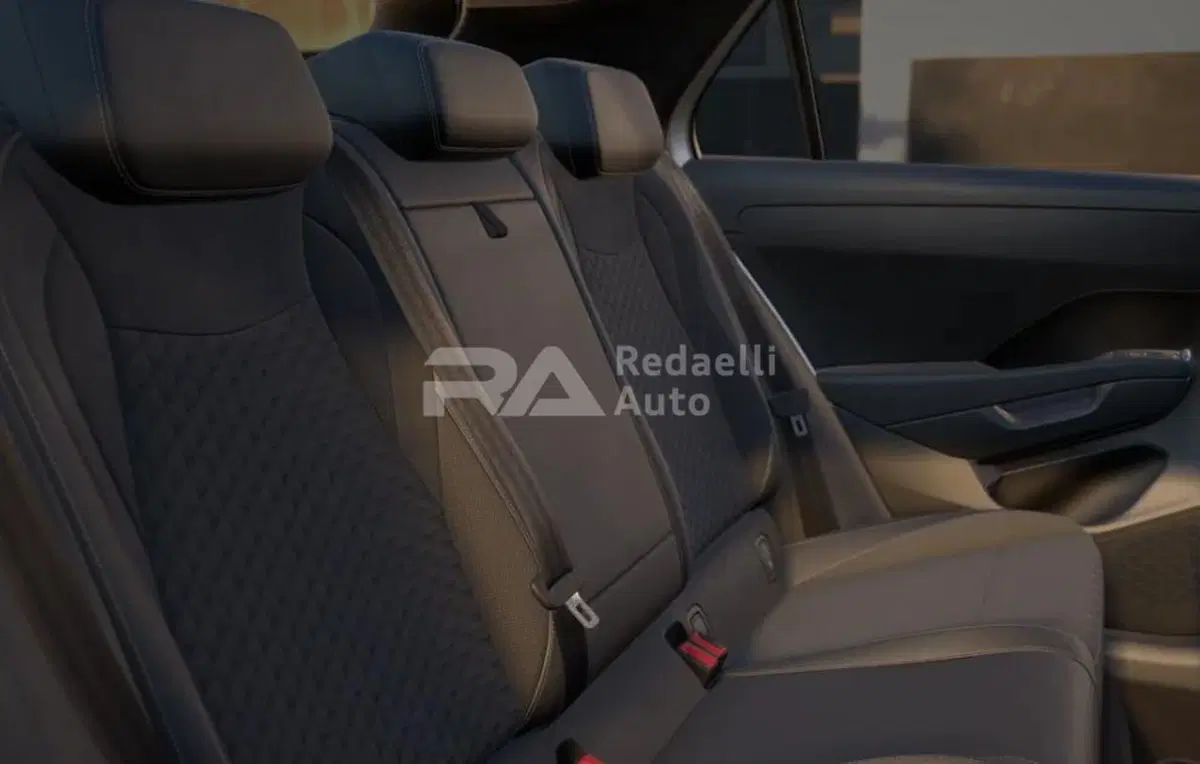 Volkswagen T-Roc nuova a Lecco (7)