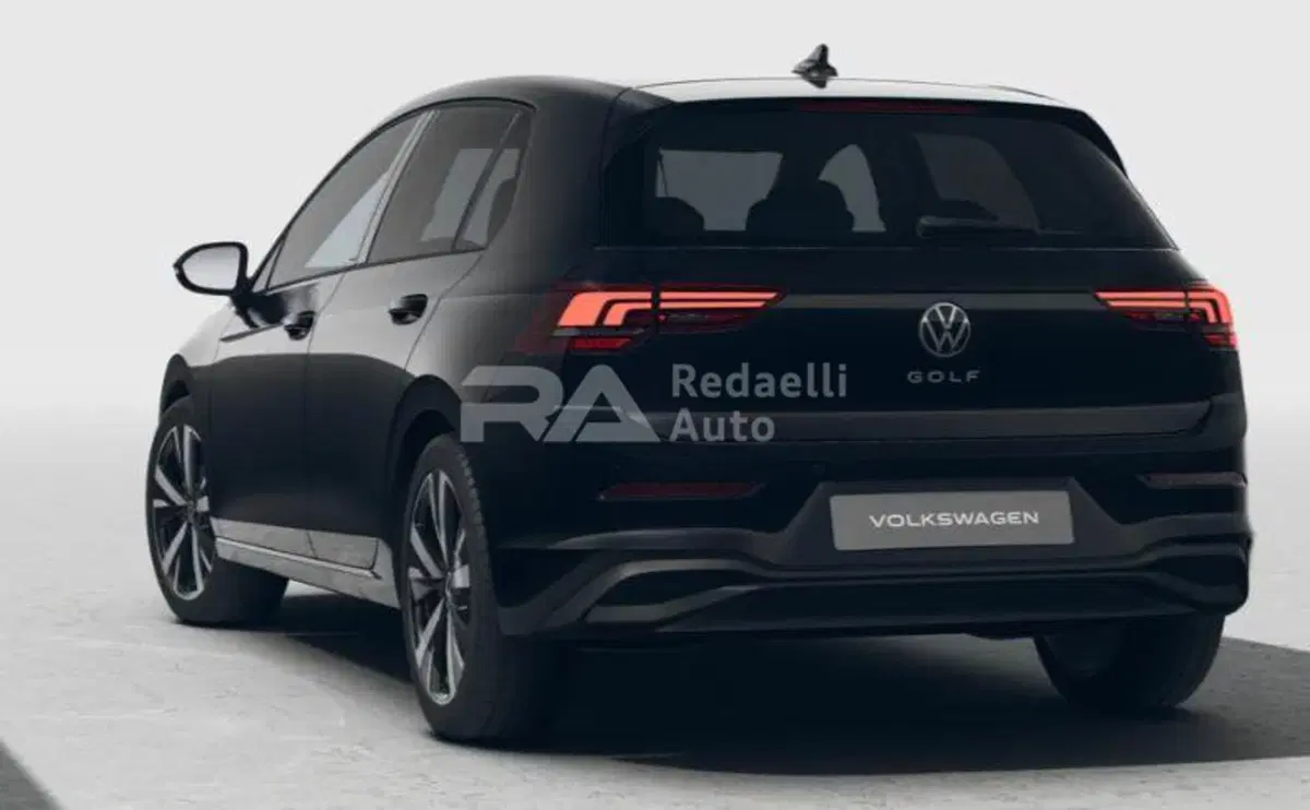 Volkswagen Golf nuova a Lecco (3)