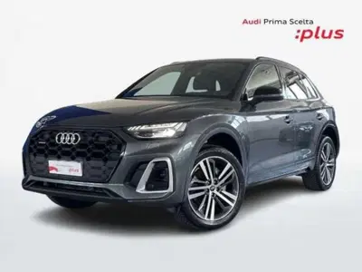 Audi Q5 40 2.0 tdi mhev 12V S line quattro s-tronic del 2024 usata a Vinci
