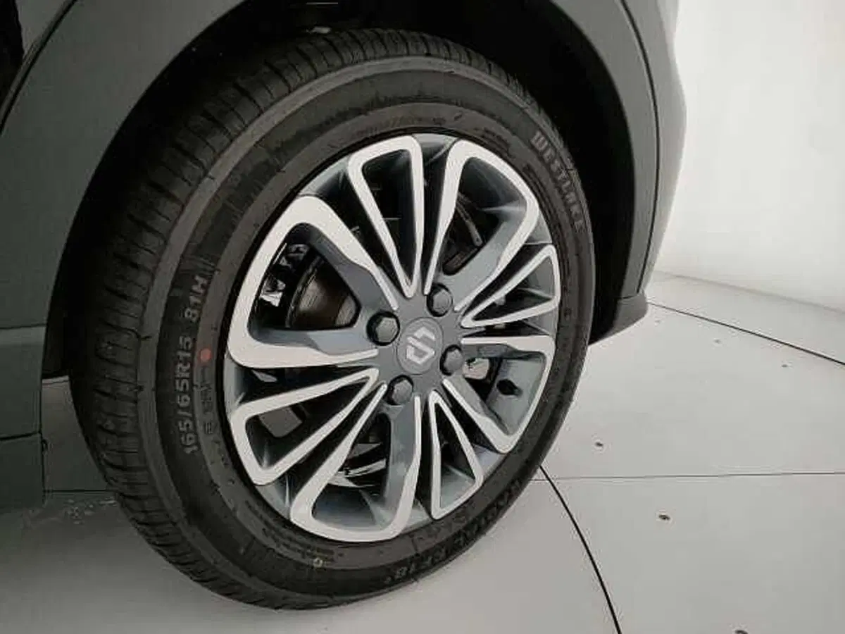 Leapmotor T03 nuova a Caserta (9)