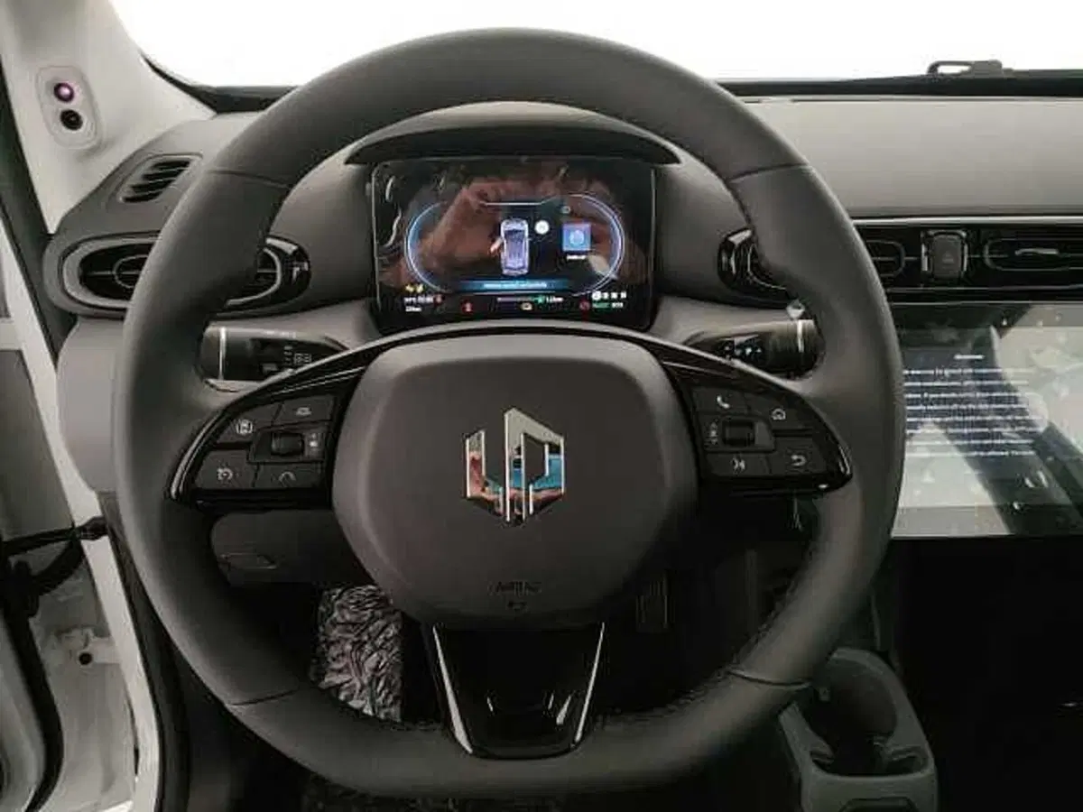 Leapmotor T03 nuova a Caserta (18)