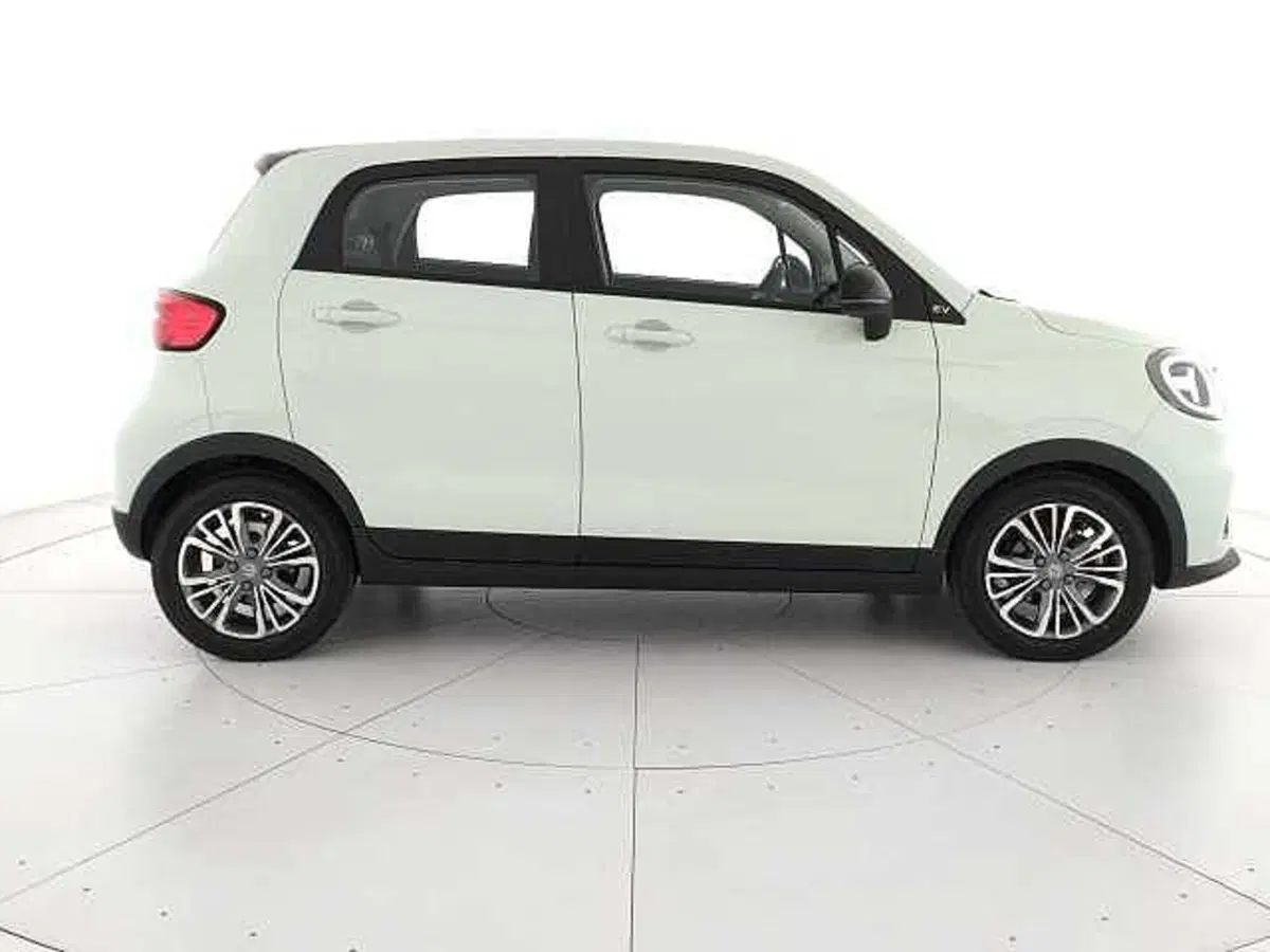 Leapmotor T03 nuova a Caserta (3)