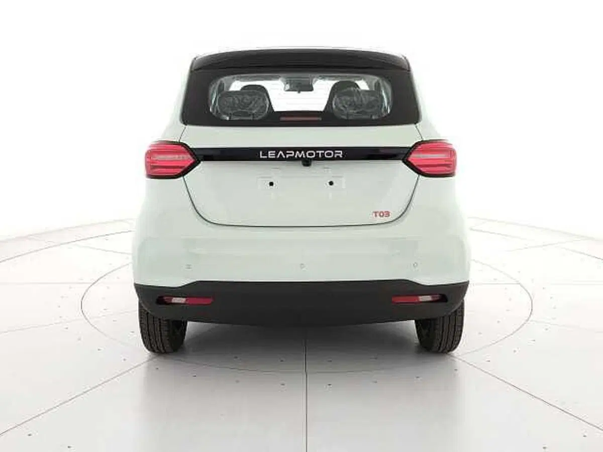 Leapmotor T03 nuova a Caserta (5)