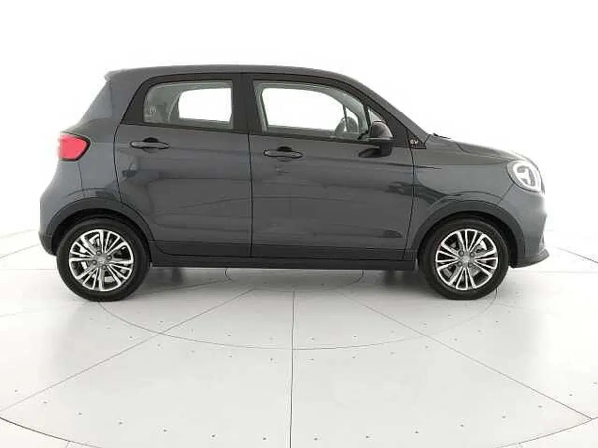 Leapmotor T03 nuova a Caserta (4)