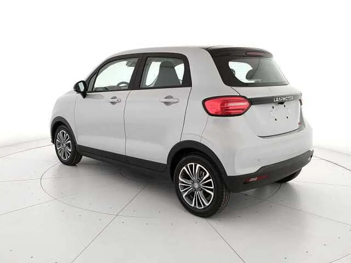 Leapmotor T03 nuova a Caserta (7)
