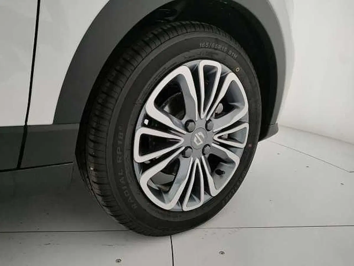 Leapmotor T03 nuova a Caserta (18)