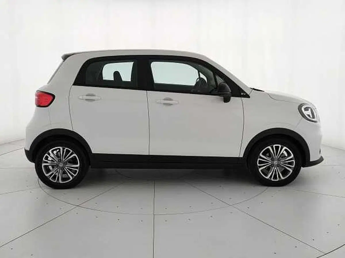 Leapmotor T03 nuova a Caserta (4)