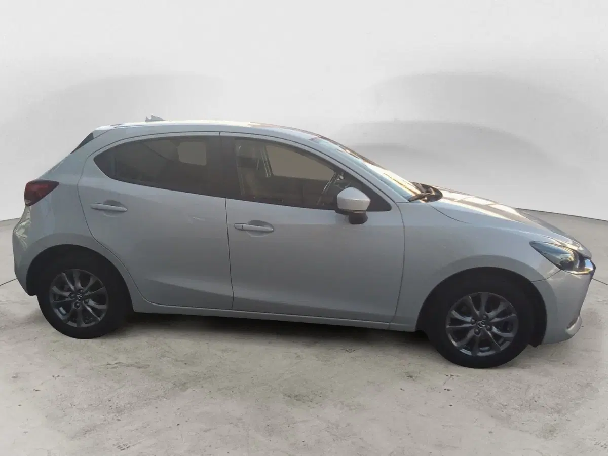 Mazda Mazda2 usata a Rimini (4)