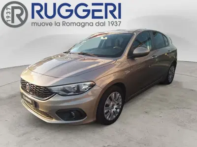 Fiat Tipo Tipo 1.4 5 porte Lounge del 2017 usata a Rimini
