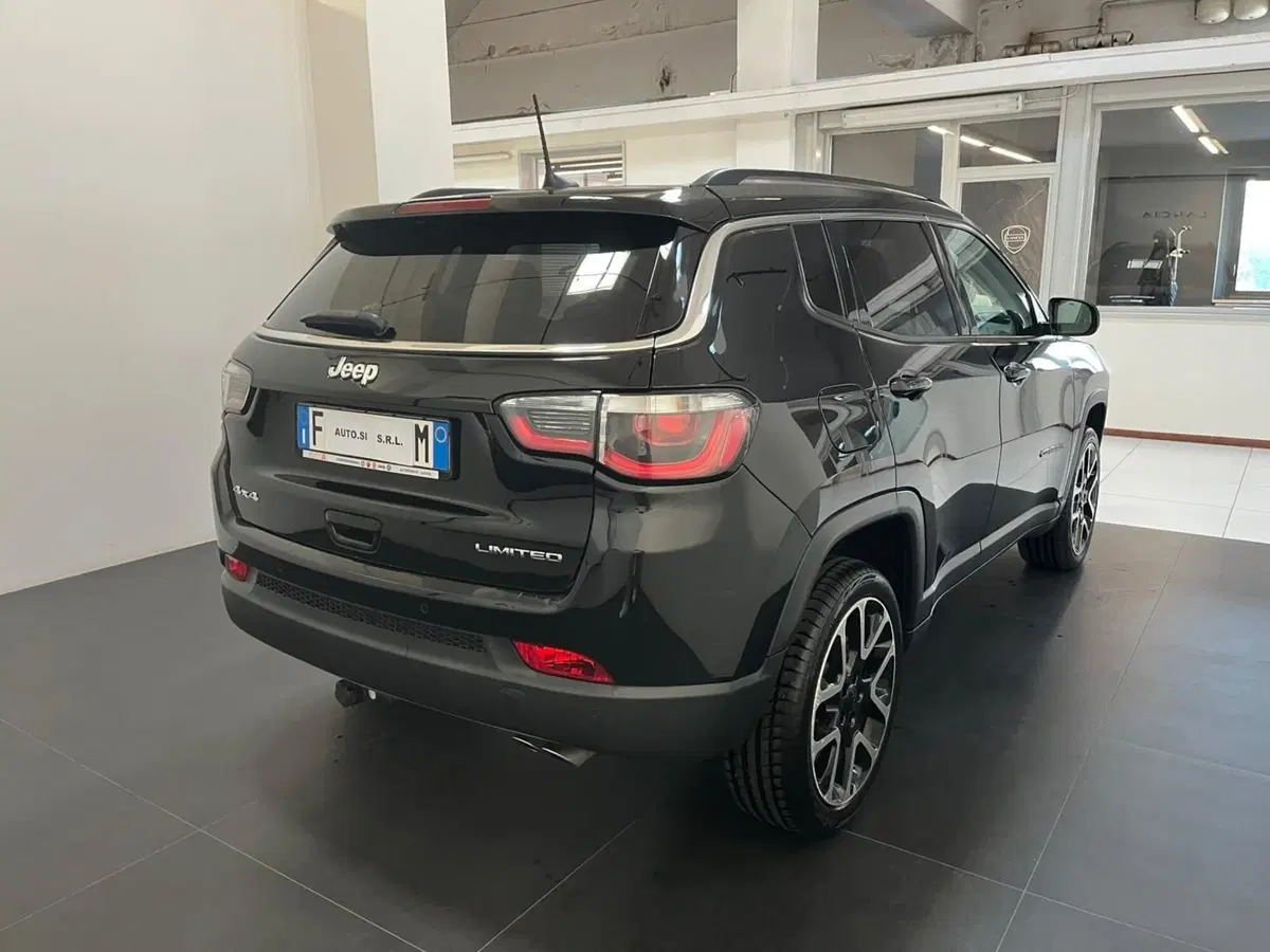 Jeep Compass usata a Lucca (5)