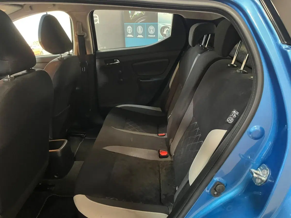 Nissan Micra usata a Lucca (10)