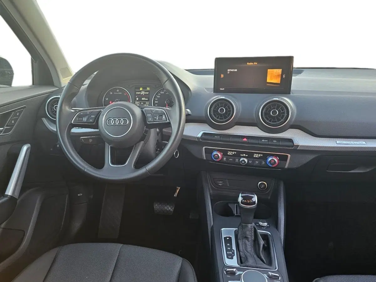 Audi Q2 usata a Bari (4)