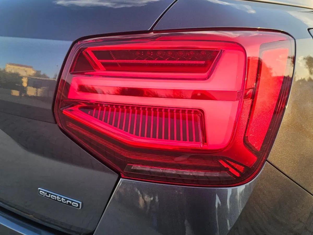 Audi Q2 usata a Bari (9)
