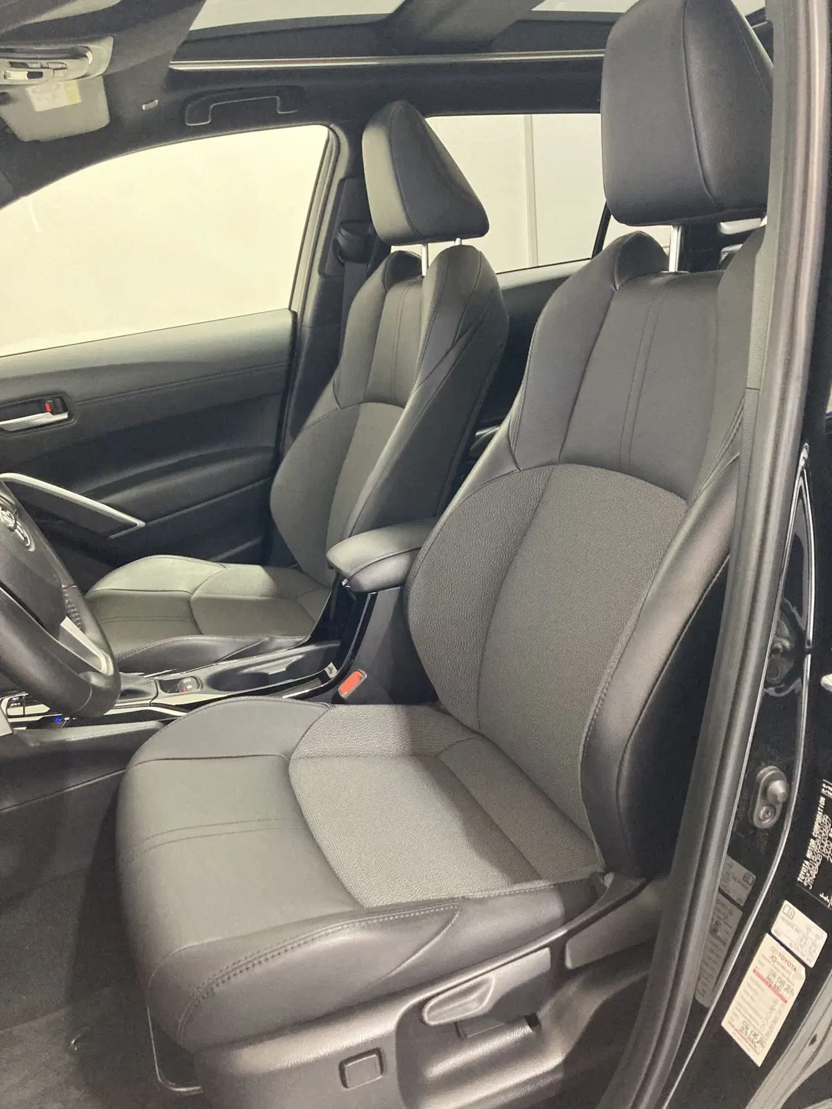 Toyota Corolla Cross Hybrid usata a Barletta-Andria-Trani (11)