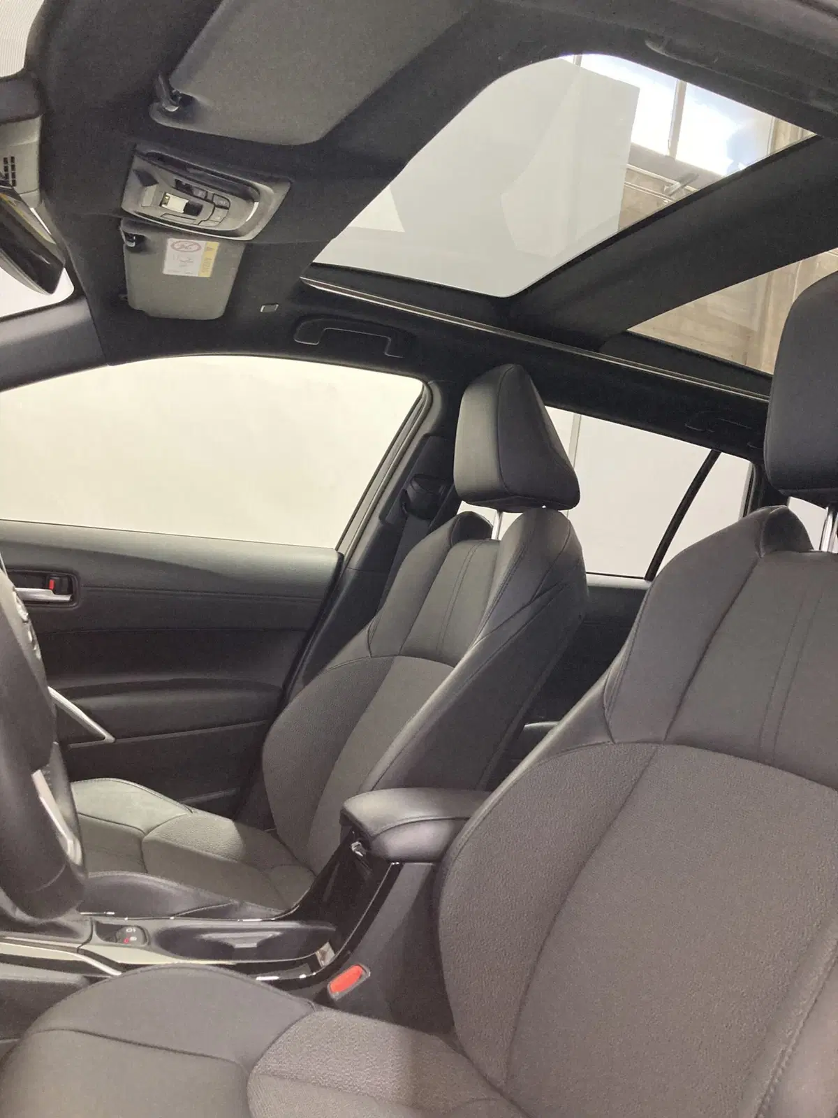 Toyota Corolla Cross Hybrid usata a Barletta-Andria-Trani (12)