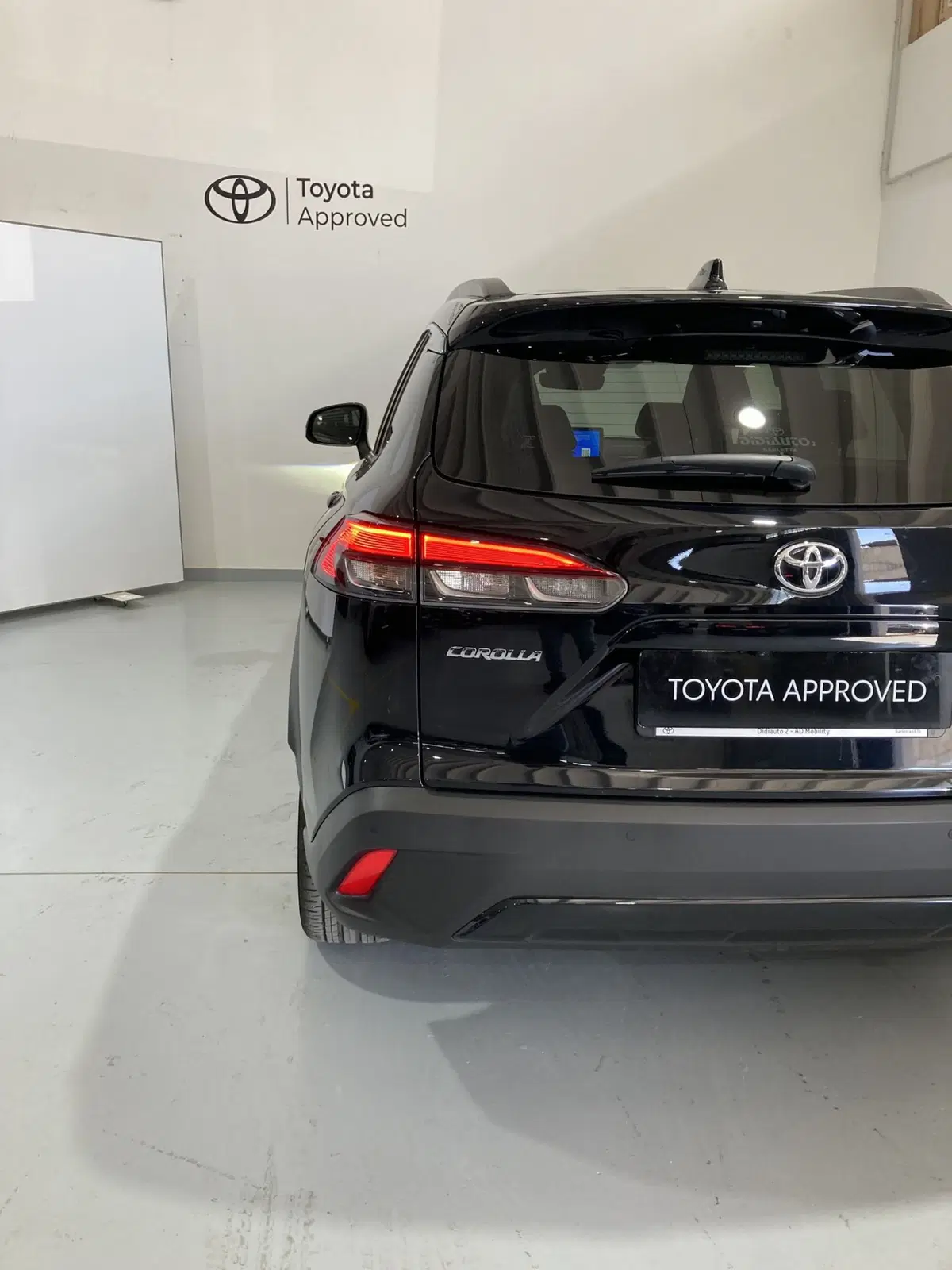 Toyota Corolla Cross Hybrid usata a Barletta-Andria-Trani (7)