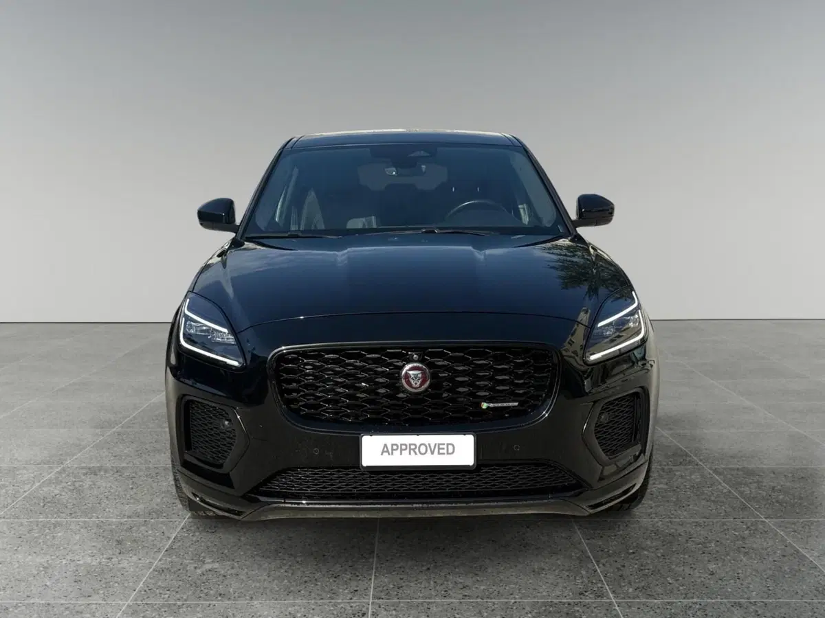 Jaguar E-Pace usata a Trento (8)