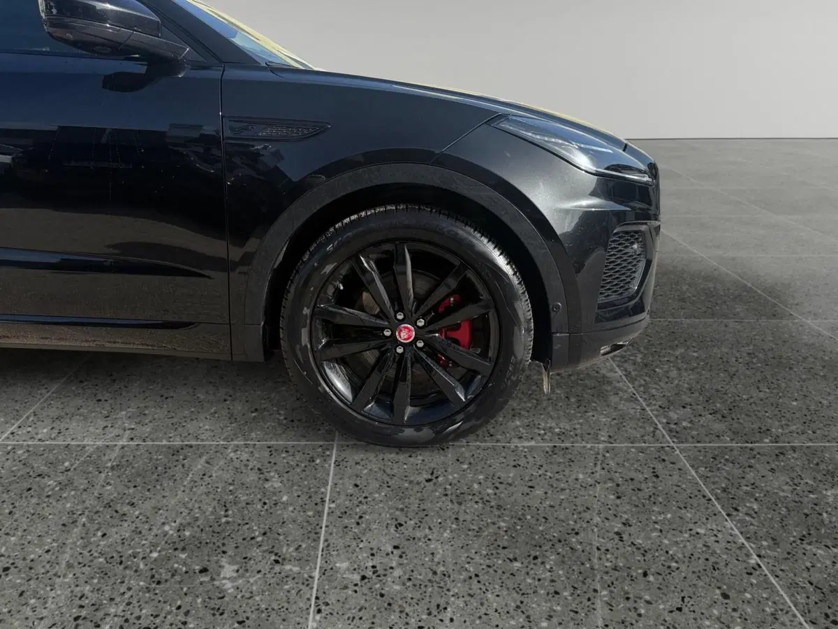 Jaguar E-Pace usata a Trento (9)