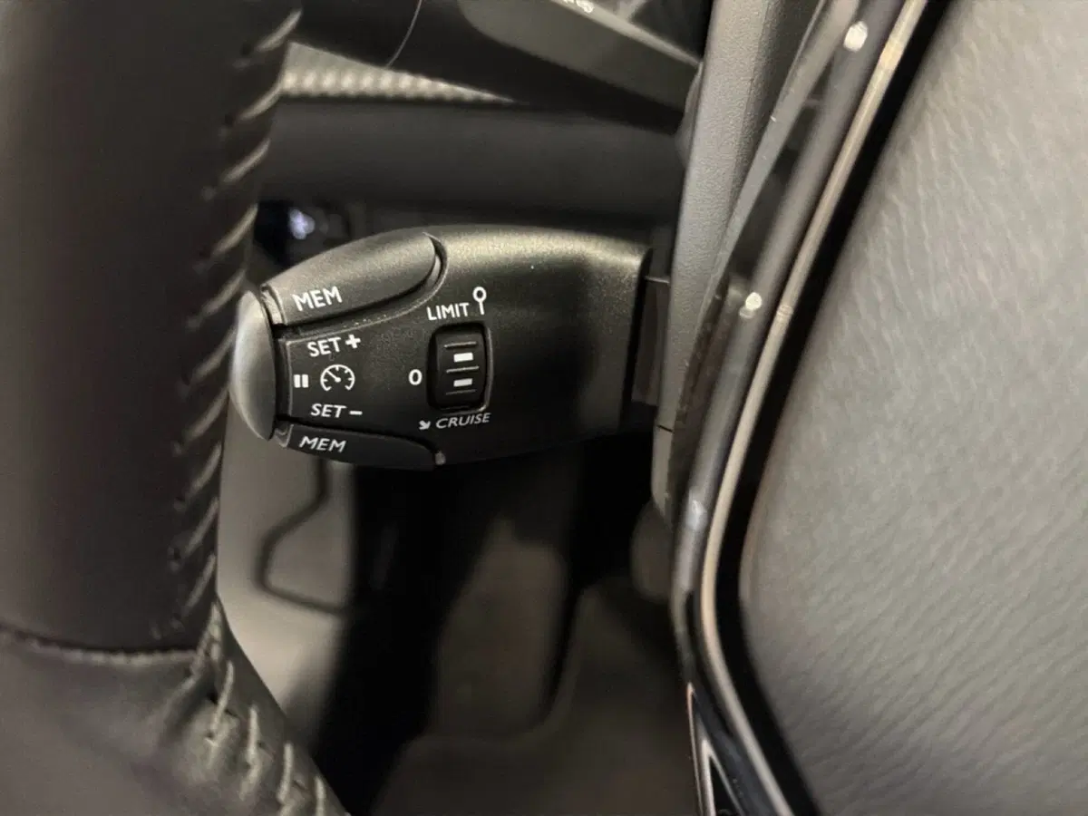 Peugeot 2008 usata a Vicenza (16)