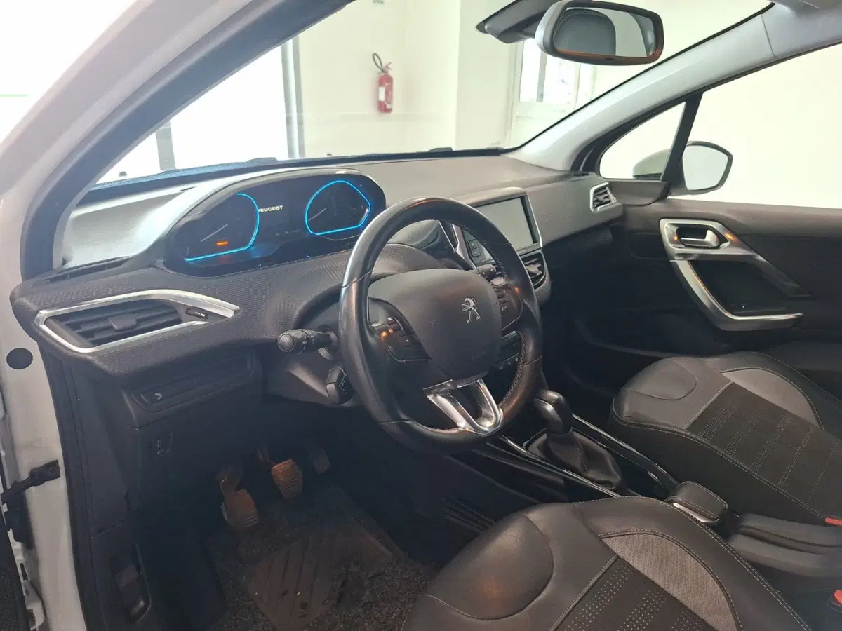Peugeot 2008 usata a Arezzo (11)