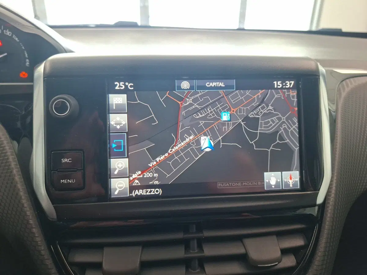 Peugeot 2008 usata a Arezzo (15)