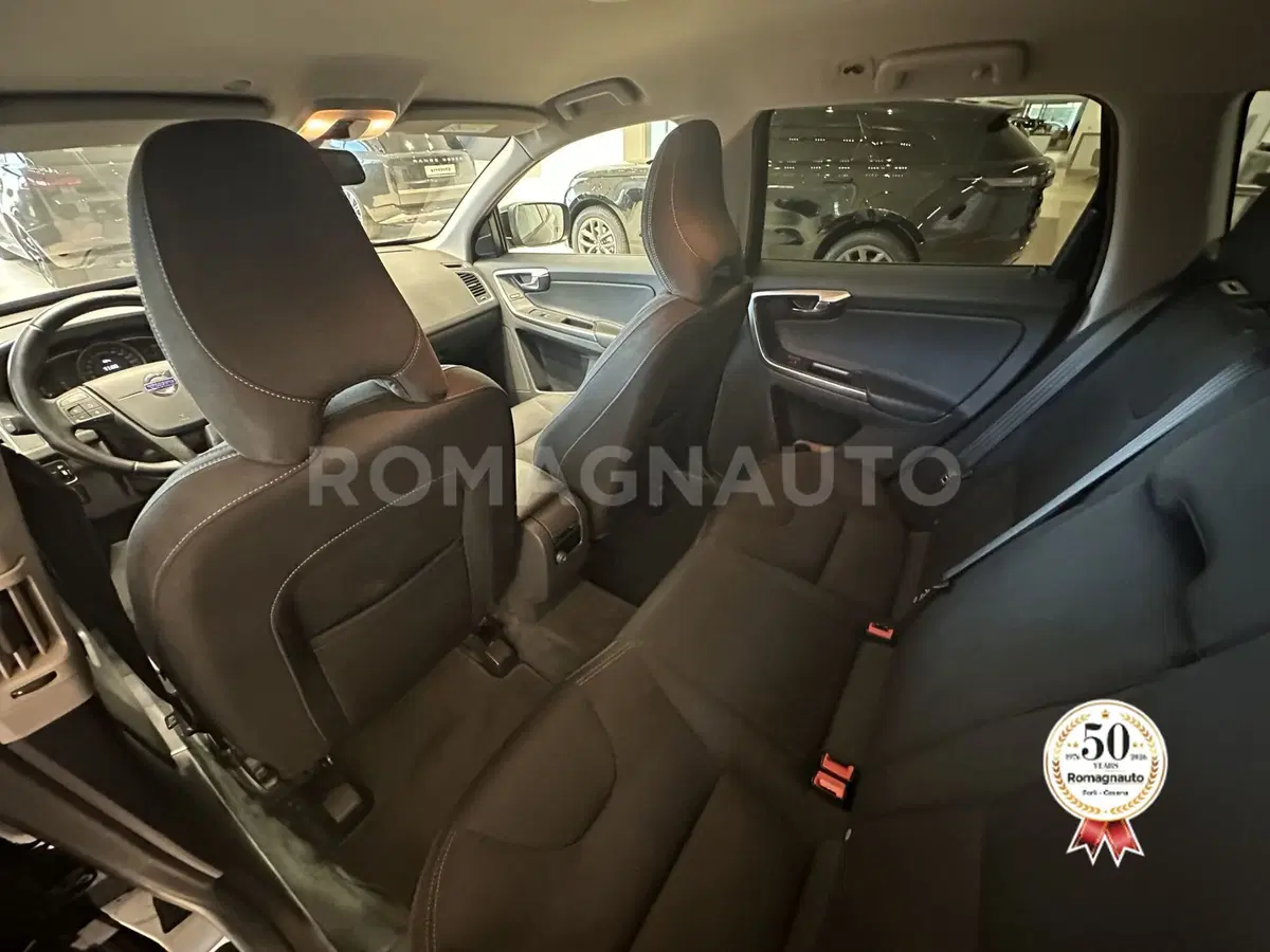 Volvo XC60 usata a Forlì-Cesena (12)