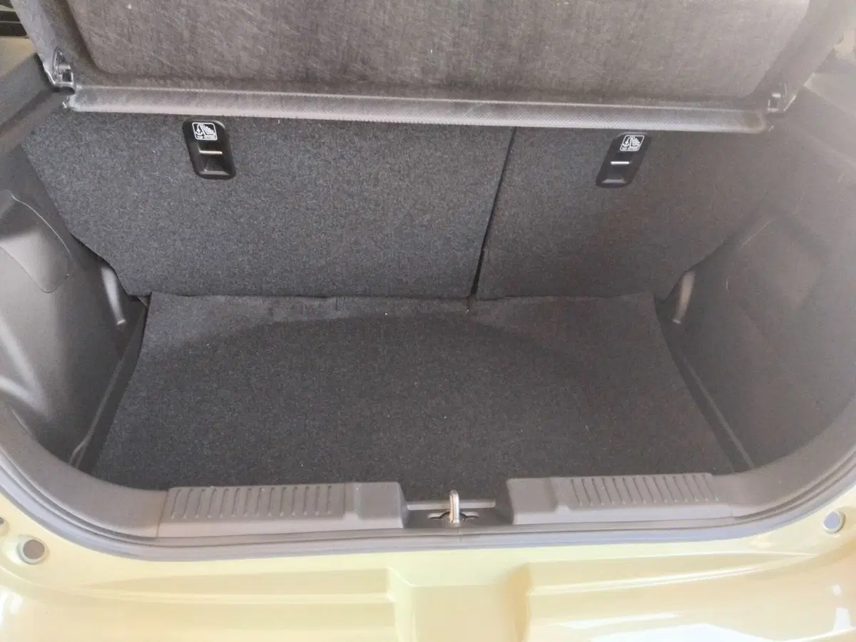 Suzuki Swift usata a Milano (9)