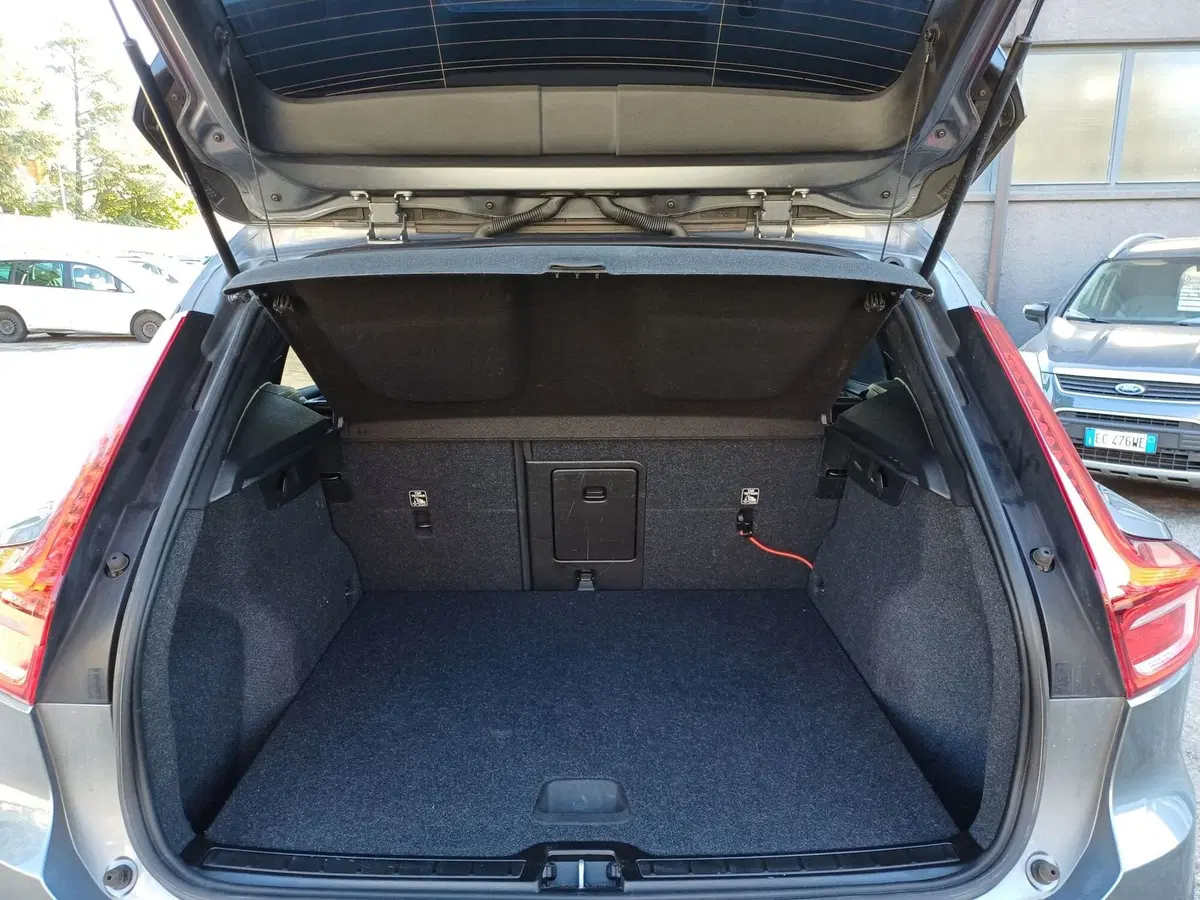 Volvo XC40 usata a Modena (9)