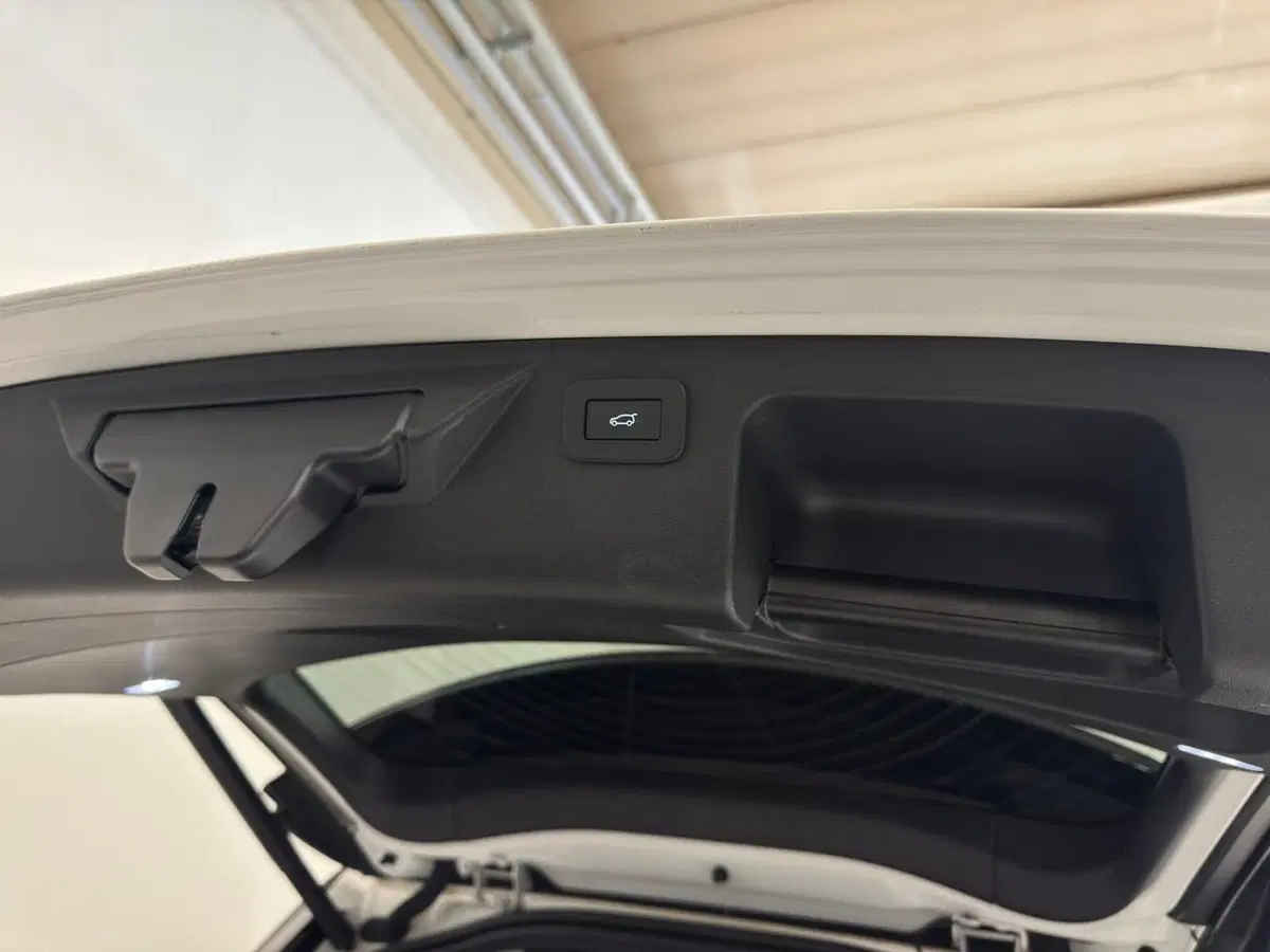 Land Rover Discovery Sport usata a Novara (20)