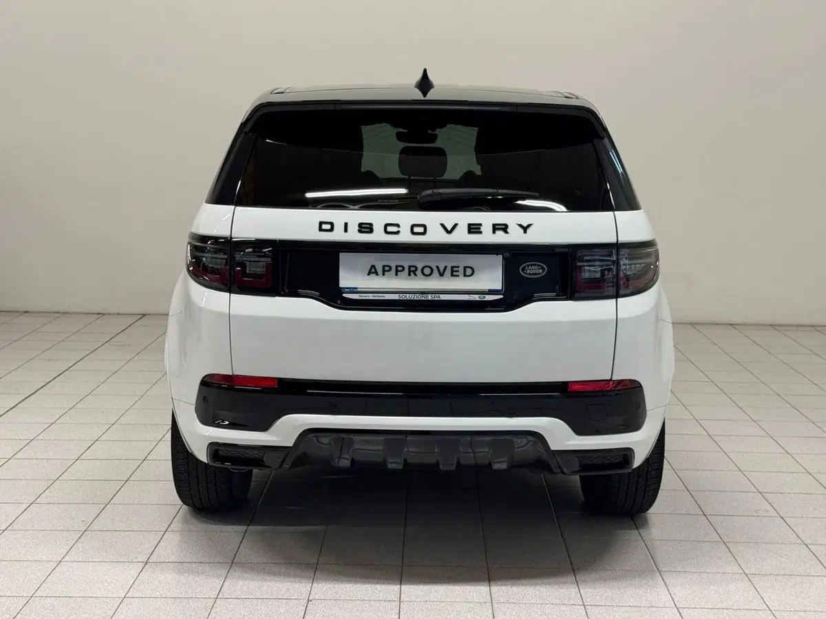 Land Rover Discovery Sport usata a Novara (7)