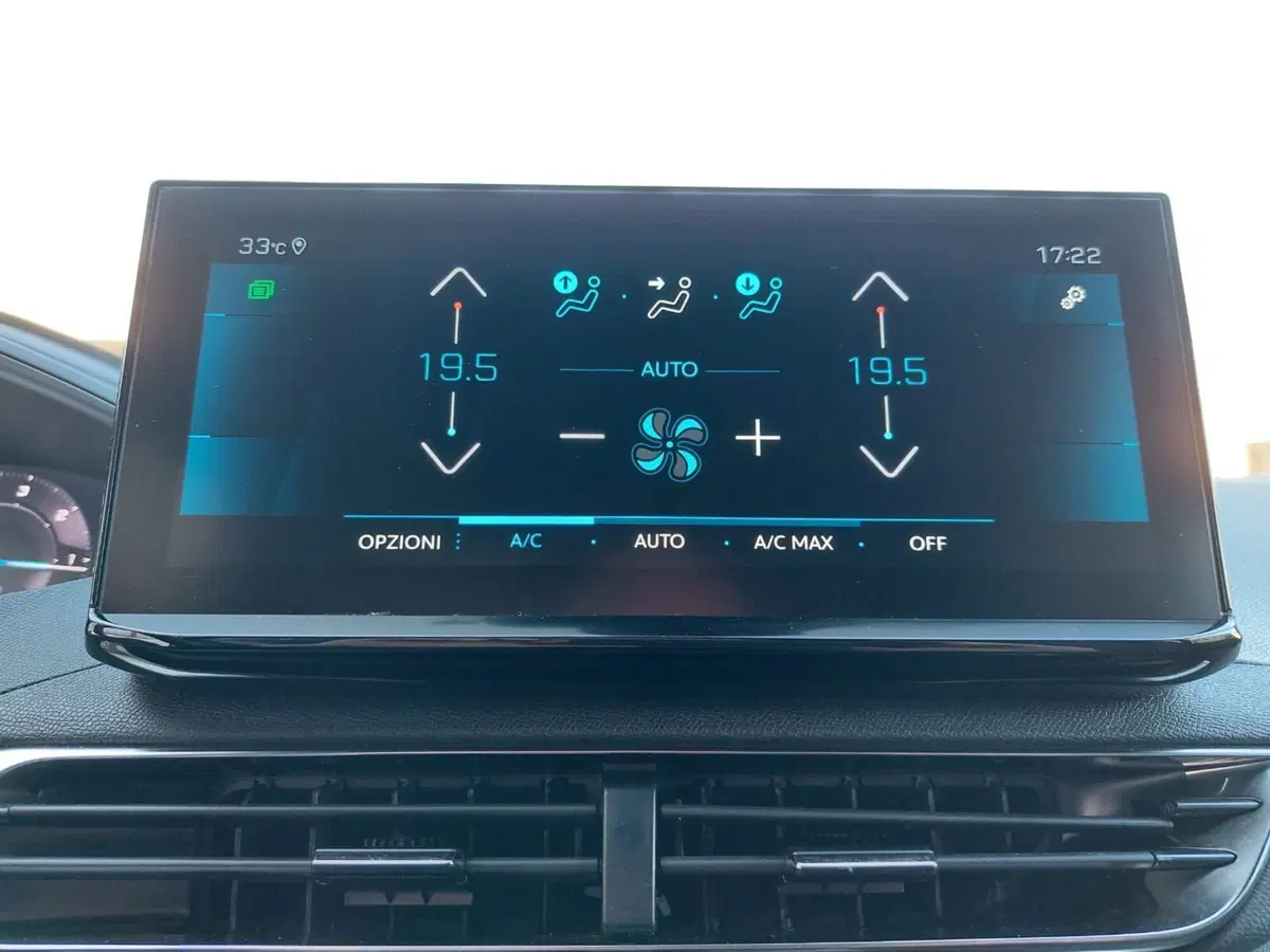 Peugeot 3008 usata a Pavia (7)